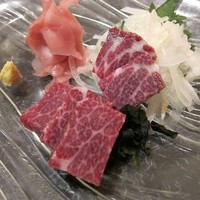 ふぐくじら - ナガス鯨尾の身造り