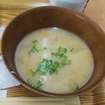 小さな食堂 ヒロ - お汁 ※拡大 (2021.12.20)