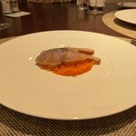 ラシェット・ブランシュ - 寒鰆の燻製とキャロットラペ