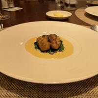 ラシェット・ブランシュ - 牡蠣のポワレほうれん草添え、カレー風味のソース