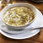 フカヒレスープ（カニ肉入り）（1,000円）