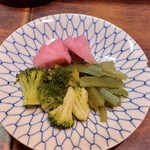 やきとり 鳥勢 - おしんこ 330円。これがまたすごくいい。