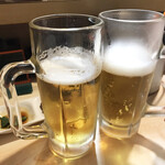 がばちょ - 左の感じでビール切れて、新しいやつ、大将が入れてくれたの図ｗ