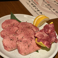 和牛焼肉 神楽坂 牛ます - 
