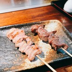 Hachijuu En Yakitori Semmon No Bunaga - 砂肝塩とせせり塩　各88円