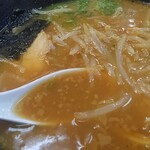 平九郎R - 濃厚な豚骨醤油スープ