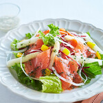 Salmon and salmon roe salad