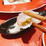 創作Dining Sushi　きくち - 黒むつ ワサビをたっぷり包みお塩で