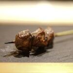 Yakitori Kyoutotachibana - エッジの立ったカットの砂肝。いい香りですねぇ～♪