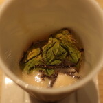 RISTORANTE IL NODO - 渡辺農園の大根 ポタージュ 大根さや 葉アップ