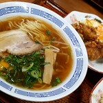 豚太郎 - ラーメンと唐揚げ