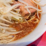 ラーメン二郎 - スープ