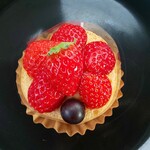 YOCA BAKE - 苺のケーキ