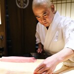 鮨 さいとう - さらにカッコいいぞ、大将！！