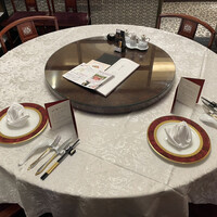 中国料理 王宮 - 高級感のある円卓