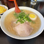 長浜ラーメンとん吉 - 