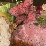 ミセス・ダダ - ローストビーフとローストポーク。めちゃ美味い。