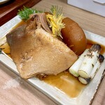 板前料理　味宏 - ぶり大根　焼き葱がポイント