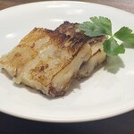 焼いて売ると書きますがむしろ蒸してます - 