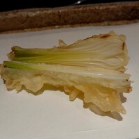 日本橋 蕎ノ字 - 葉玉ねぎ「オニオンヌーボー」