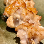 オオクサ - 繊細なのに弾力もある特徴的な肉の歯触りと脂のコク　堪らんよね