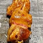 とり茶太郎 - ほろほろ鳥のレバーは一転して優しい火入れ