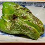 とり茶太郎 - 鶏ステーキの口直しなのか付け添えなのかピーマン焼きも出て来ました　嬉しい