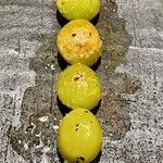 とり茶太郎 - 銀杏　薄皮付きで焼きながら剥きます