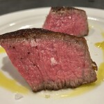 三和 - 山形産 尾花沢牛フィレの炭火焼き