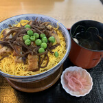 いづ源 - 蒸し寿司