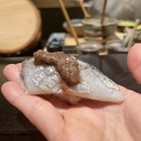 あじゅう田 - 個人的に一番なのがこちらイワシ！上に乗ってる物体の説明もぶっとんでしまいました