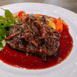 鉄板バル AKICHI - 北海道牛のハンバーグステーキ 1600円