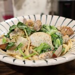 トリワイン ＰＩＫＯＳＨＨＨＵ - あさりとかぶらボンゴレクリーム