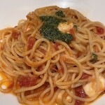 マトリョーシカ - メインのトマト＆モッツアレラのパスタ