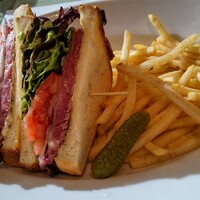 37 Steakhouse & Bar - 