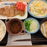 Matsuya - 厚切り豚焼肉定食　お肉25%増量中　ライスミニ　620円