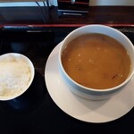 龍潭酒家 - フカヒレ煮込み湯麵（ライス付き）