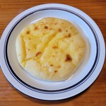 ポルベーカリー - チーズフォカッチャ