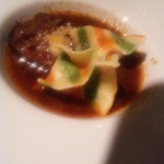 シャトン - ほほ肉とレインボーラビオリ