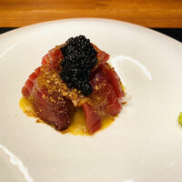 WINE食堂 緒乃 - 『季節のオードブル』
                    東京やま幸の本鮪カルパッチョ
                    