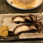 たこ梅 - タコの煮物