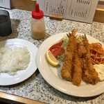 ロビン - エビフライ 970円