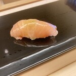 鮨おばな - 天然カンパチ