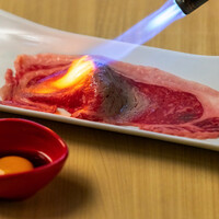 和牛サーロインの炙り寿司