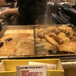 たこ梅 - おでんの入った大粋な鍋