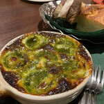 ヤマセ - バイ貝ブルゴーニュ&パン