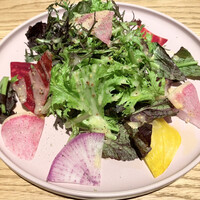 AWkitchen figlia 渋谷スクランブルスクエア - 畑を味わるサラダ