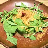 AWkitchen figlia 渋谷スクランブルスクエア - ルッコラとからすみのペペロンチーノ