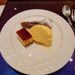 Gibier MIYAMA - デザートは、濃厚プリン、無花果と栗のタルト、レモンジェラートの３種盛り合わせ