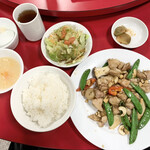 Chuugoku Kateiryouri Shinshuunohana - 鶏肉・野菜・カシューナッツ炒め（醤油味）＋ライスセット